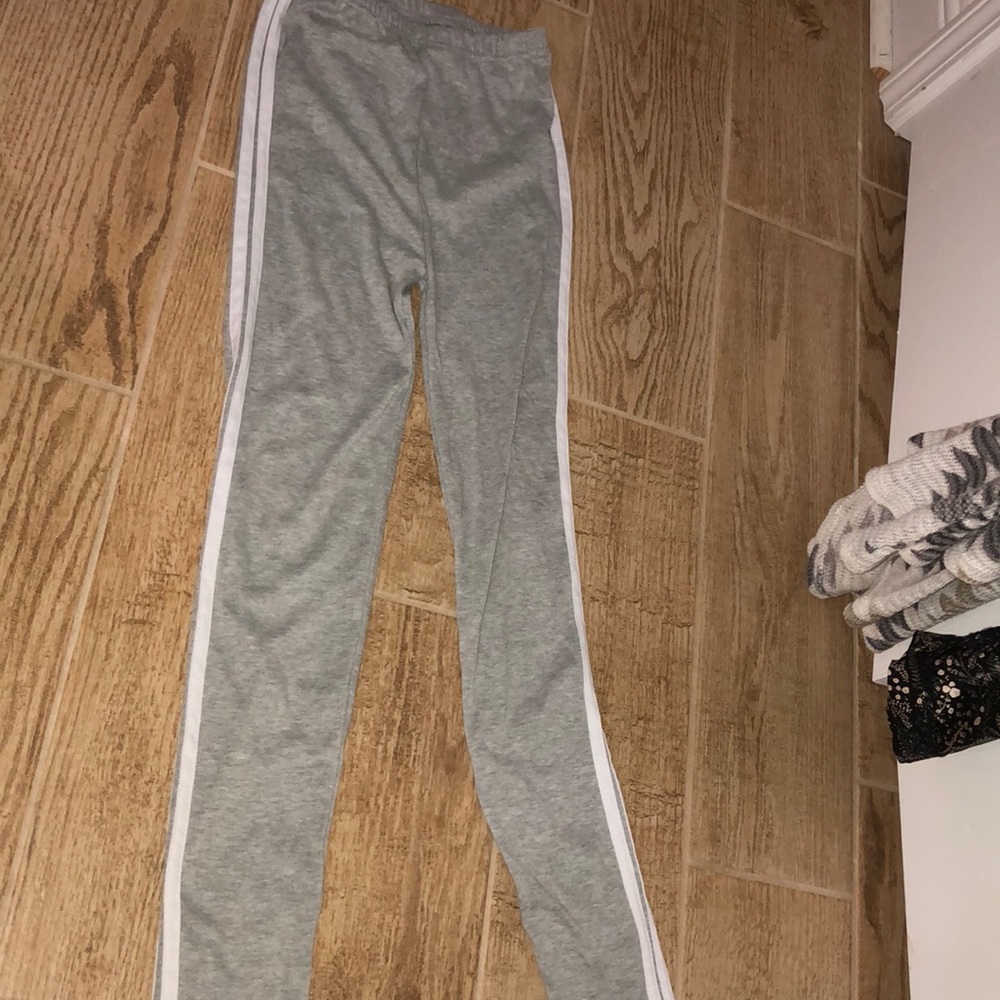 Knock off addidas leggings grey
